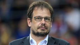 Хайо ЗЕППЕЛЬТ.