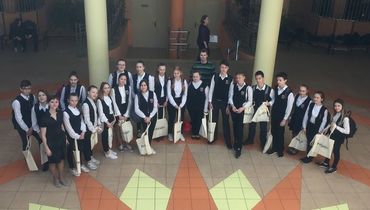 "Проглоти их перед соревнованием". Как РУСАДА пугает детей допингом