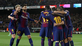 "Барса" идет на рекорд, "Манчестер Сити" и "ПСЖ" - за титулами