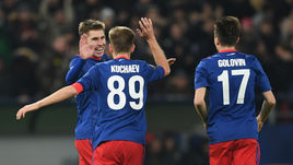 Четверг. Москва. ЦСКА - "Арсенал" - 2:2. Кирилл НАБАБКИН, Константин КУЧАЕВ и Александр ГОЛОВИН.