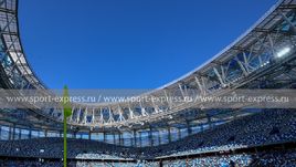 Воскресенье. Стадион в Нижнем Новгороде.