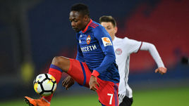 Среда. Москва. ЦСКА - "Амкар" - 3:0. В атаке Ахмед МУСА.