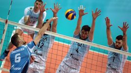 Казанский "Зенит" выиграл первый матч финальной серии мужской суперлиги.