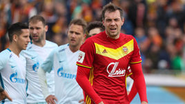 Вчера. Тула. "Арсенал" - "Зенит" - 3:3. Артем ДЗЮБА сравнял счет в матче на 88-й минуте.