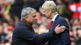 Сегодня. Манчестер. "Манчестер Юнайтед" - "Арсенал" - 2:1. Жозе МОУРИНЬЮ и Арсен ВЕНГЕР.