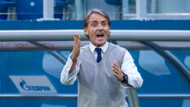 Роберто МАНЧИНИ может возглавить сборную Италии до конца мая.