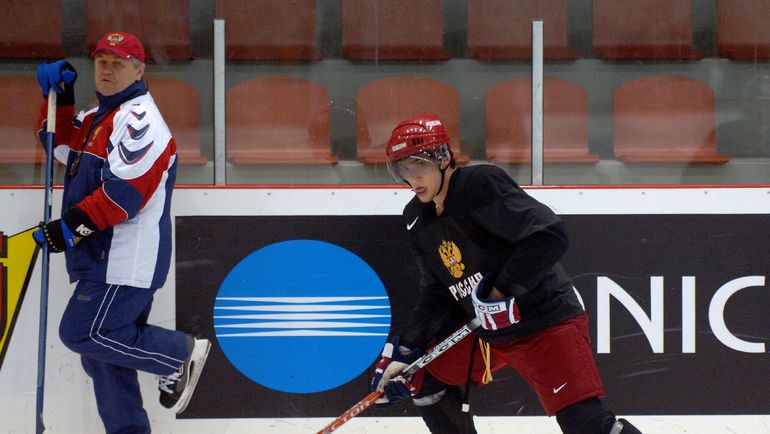 Александр ОВЕЧКИН (справа) и Владимир КРИКУНОВ (слева). Фото Зигизмунд ЗАЛМАНИС Александр ОВЕЧКИН (справа) и Владимир КРИКУНОВ (слева). Фото Зигизмунд ЗАЛМАНИС