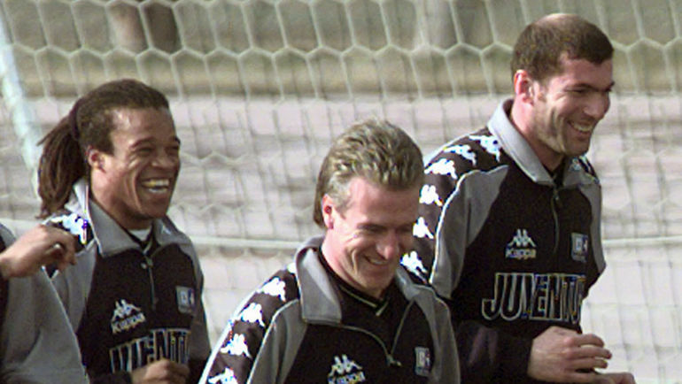 Эдгар ДАВИДС, Дидье ДЕШАМ и Зинедин ЗИДАН. Фото REUTERS Эдгар ДАВИДС, Дидье ДЕШАМ и Зинедин ЗИДАН. Фото REUTERS