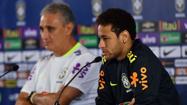 ТИТЕ и НЕЙМАР. Фото AFP ТИТЕ и НЕЙМАР. Фото AFP