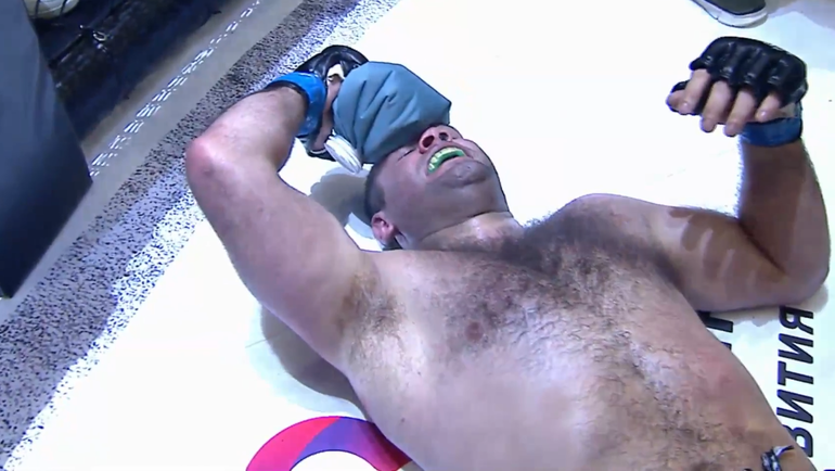 Сегодня. Екатеринбург. Александр ЕМЕЛЬЯНЕНКО против Габриэля ГОНЗАГИ. Сегодня. Екатеринбург. Александр ЕМЕЛЬЯНЕНКО против Габриэля ГОНЗАГИ.