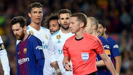 Воскресенье. Барселона. "Барселона" - "Реал" - 2:2. Страсти на поле.