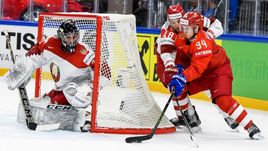 Сегодня. Копенгаген. Белоруссия - Россия - 0:6. Александр БАРАБАНОВ (№ 94) атакует ворота Виталия ТРУСА.