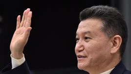 Кирсан ИЛЮМЖИНОВ.