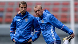 Дмитрий КОМБАРОВ (слева) и Денис ГЛУШАКОВ.