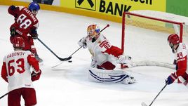 Четверг. Копенгаген. Чехия - Россия - 4:3 ОТ. 64-я минута. Давид ПАСТРНЯК (№ 88) забрасывает победную шайбу в ворота Василия КОШЕЧКИНА.