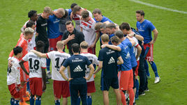 Они никогда не вылетали. "Барса", "Реал". Кто еще?