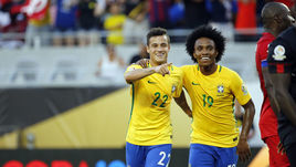 Фелипе КОУТИНЬЮ (№22) и ВИЛЛИАН.