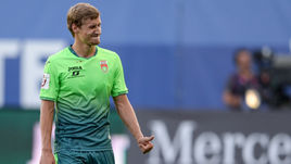 Дмитрий ЖИВОГЛЯДОВ.