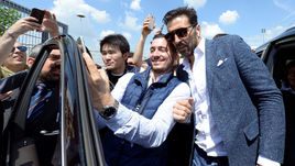 Четверг. Турин. Джанлуиджи БУФФОН (справа).