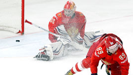 Четверг. Копенгаген. Россия - Канада - 4:5 ОТ. В игре Игорь ШЕСТЕРКИН.