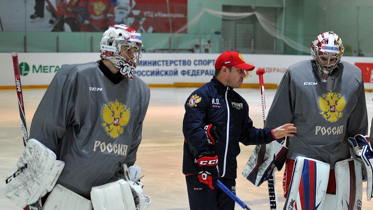 Рашит ДАВЫДОВ (в центре) с Ильей СОРОКИНЫМ (слева) и Игорем ШЕСТЕРКИНЫМ. Фото Алексей ИВАНОВ Рашит ДАВЫДОВ (в центре) с Ильей СОРОКИНЫМ (слева) и Игорем ШЕСТЕРКИНЫМ. Фото Алексей ИВАНОВ