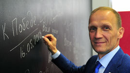 Владимир ДРАЧЕВ за два дня до победы на выборах главы СБР.