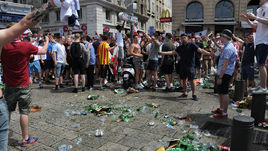 11 июня 2016 года. Марсель. Болельщики сборной Англии перед матчем против России на чемпионате Европы.