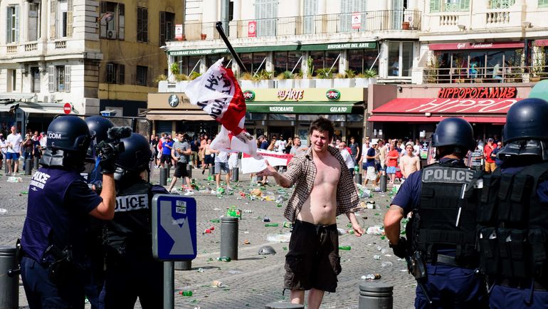 Болельщики сборной Англии. Фото AFP Болельщики сборной Англии. Фото AFP