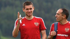 Александр ТАШАЕВ (слева) и физиотерапевт сборной России Серхио Габриэль ДЕ САН МАРТИН.