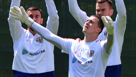 Май. Нойштифт. Андрей ЛУНЕВ.