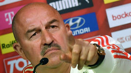 Вторник. Инсбрук. Станислав ЧЕРЧЕСОВ.