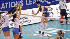 Вторник. Кралево. Россия - Сербия - 0:3. Россиянки не смогли остановить реальных хозяек площадки.