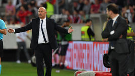 Среда. Инсбрук. Австрия - Россия - 1:0. Станислав ЧЕРЧЕСОВ.