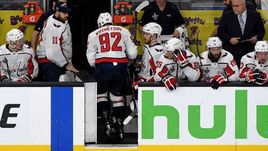 30 мая. Лас-Вегас. "Вегас" - "Вашингтон" - 2:3. Травмированный Евгений КУЗНЕЦОВ.