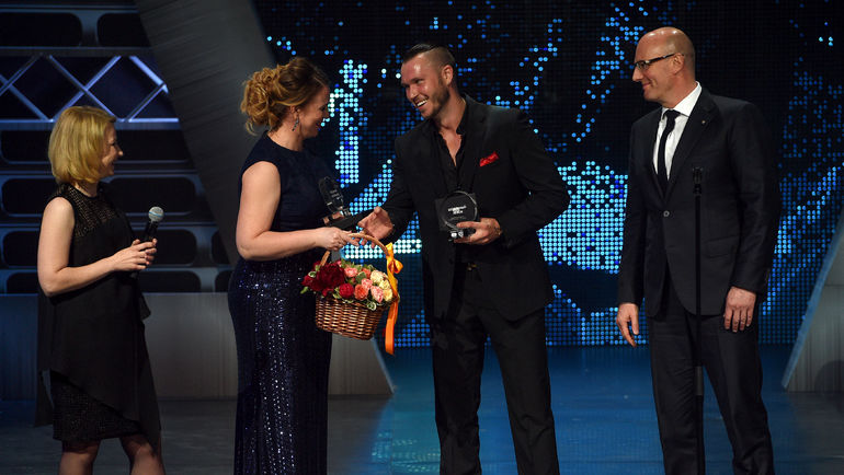 Закрытие сезона в КХЛ. Закрытие сезона в КХЛ.