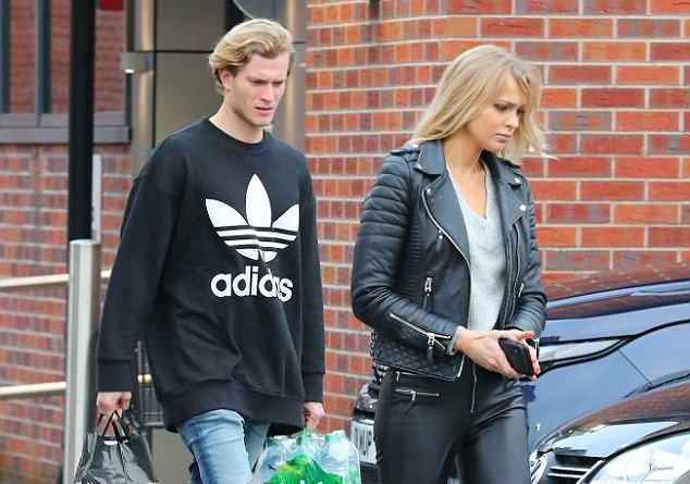 Лорис КАРИУС и Ианте Роуз. Фото dailymail.co.uk Лорис КАРИУС и Ианте Роуз. Фото dailymail.co.uk