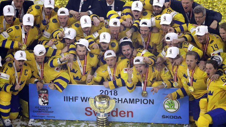 Сборная Швеции - чемпион мира. Фото REUTERS Сборная Швеции - чемпион мира. Фото REUTERS