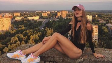 Российская легкоатлетка шокирует соцсети откровенными фото