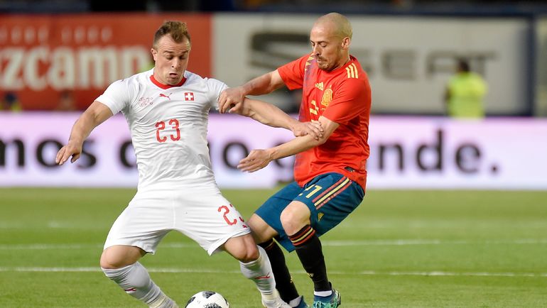 Джердан ШАЧИРИ (слева) против Давида СИЛЬВЫ. Фото AFP Джердан ШАЧИРИ (слева) против Давида СИЛЬВЫ. Фото AFP