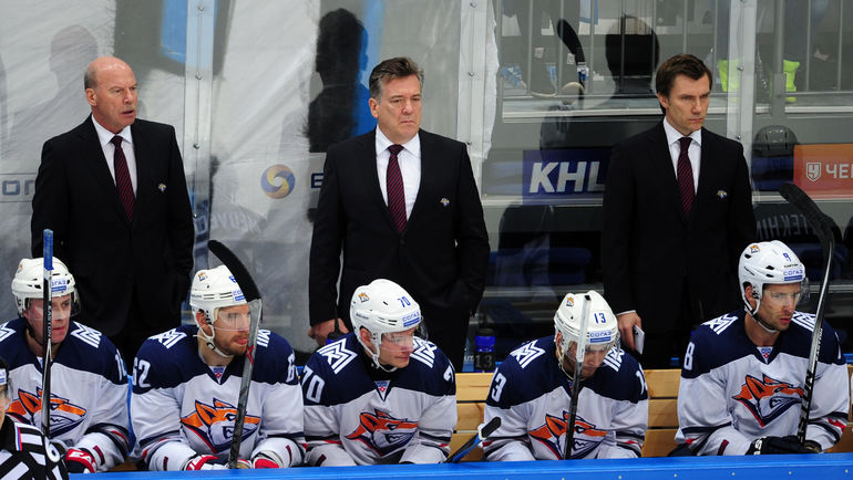 Майк ПЕЛИНО (в центре), Майк КИНЭН (слева) и Сергей ЗВЯГИН.. Фото Никита УСПЕНСКИЙ Майк ПЕЛИНО (в центре), Майк КИНЭН (слева) и Сергей ЗВЯГИН.. Фото Никита УСПЕНСКИЙ