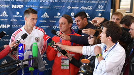 Четверг. Новогорск. Тренировка сборной России. Илья КУТЕПОВ отвечает на вопросы журналистов.