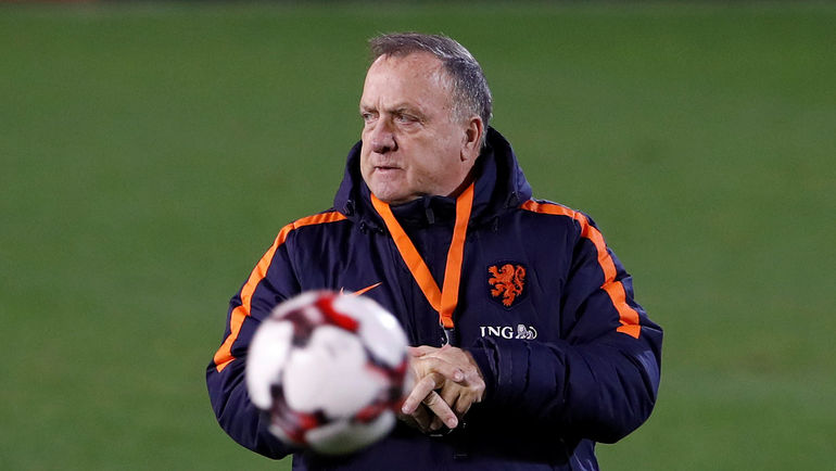 Дик АДВОКАТ пытался попасть в России на ЧМ-2018 с Голландией. Фото REUTERS Дик АДВОКАТ пытался попасть в России на ЧМ-2018 с Голландией. Фото REUTERS