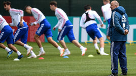 Пятница. Новогорск. Тренировка сборной России. Станислав ЧЕРЧЕСОВ и его команда.