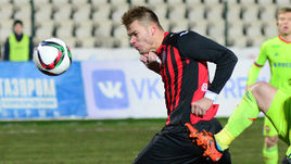 Николай ЗАЙЦЕВ - в центре.