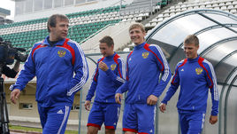 5 июня 2009 года. Москва. Александр БОРОДЮК, Владимир БЫСТРОВ, Роман ПАВЛЮЧЕНКО и Игорь ДЕНИСОВ на тренировке сборной России.