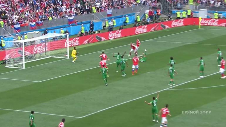 Россия – Саудовская Аравия: гол Юрия Газинского. Россия – Саудовская Аравия: гол Юрия Газинского.