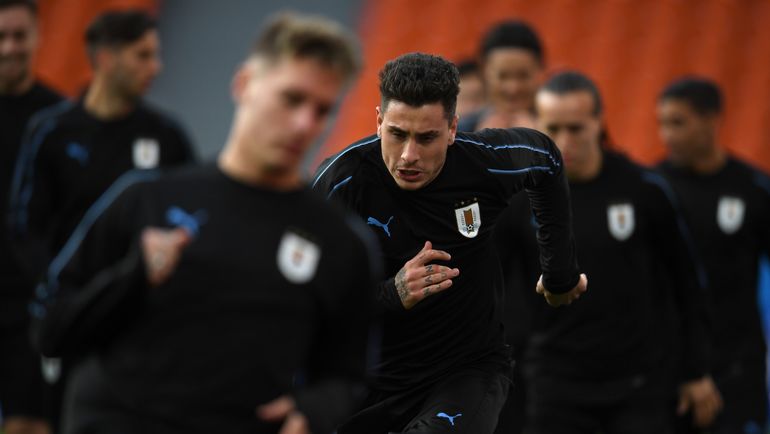 Четверг. Екатеринбург. Тренировка сборной Уругвая. Фото AFP Четверг. Екатеринбург. Тренировка сборной Уругвая. Фото AFP