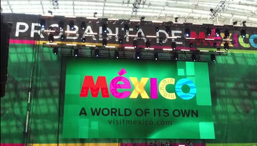 В Доме Мексики в Москве соорудили огромный экран для просмотра матчей ЧМ-2018