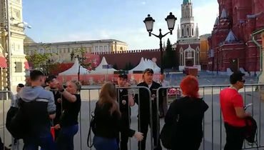 На Красную площадь по-прежнему не пускают