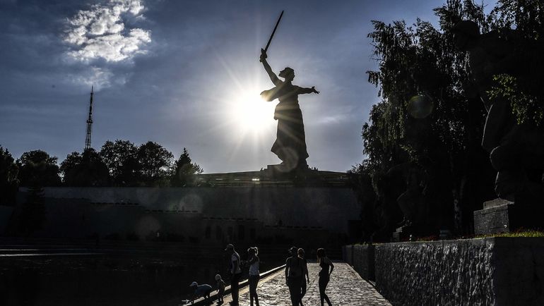Парк возле Мамева кургана. Фото AFP Парк возле Мамева кургана. Фото AFP